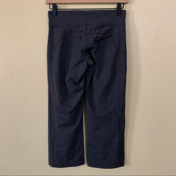 Athleta cropped wide leg workout pants - Picture 2 of 3